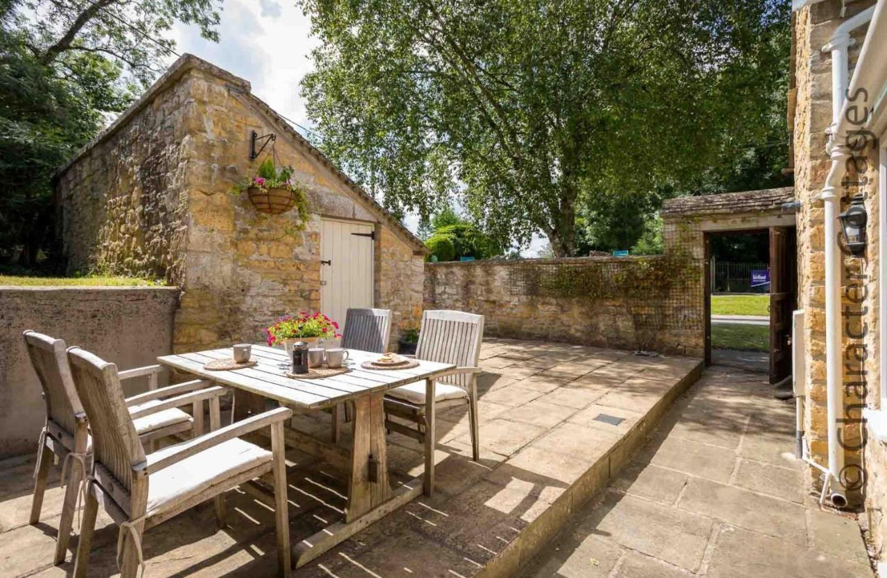 Weir Cottage Bourton-on-the-Water Exterior photo